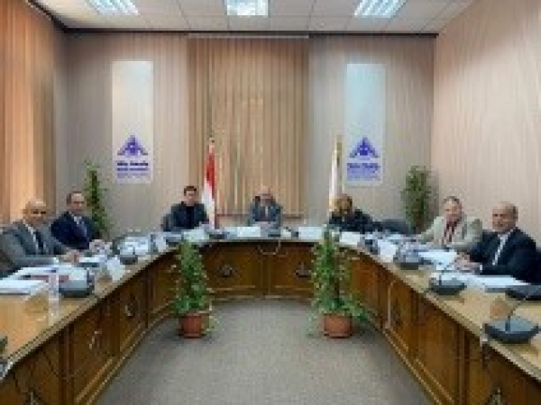 Benha University leaders-selection committee interviews the candidates of the leading position